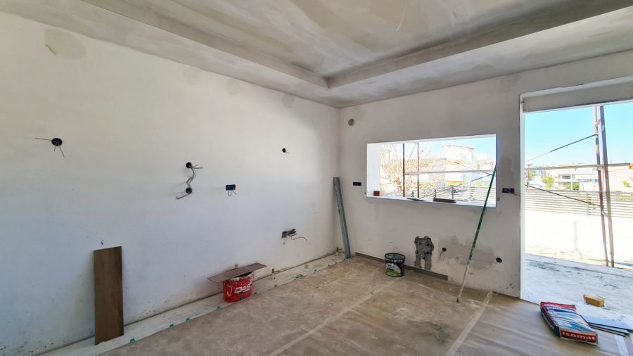 Façades plastering, electro/cal installations, flooring and ceiling